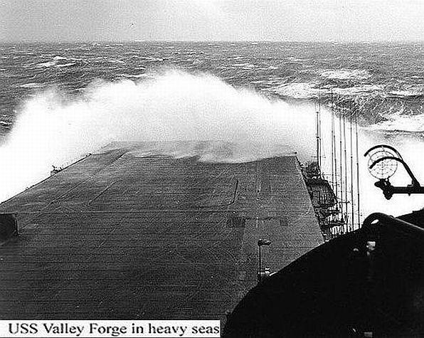 Иллюстрация к книге — Ракетоносцы. Адское пламя [i_056.jpg]