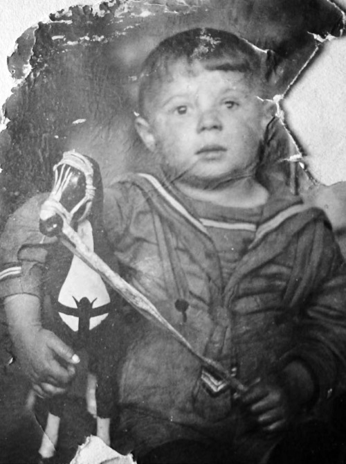 Иллюстрация к книге — Я был там: история мальчика, пережившего блокаду. Воспоминания простого человека о непростом времени [i_006.jpg]