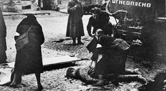 Иллюстрация к книге — Я был там: история мальчика, пережившего блокаду. Воспоминания простого человека о непростом времени [i_032.jpg]