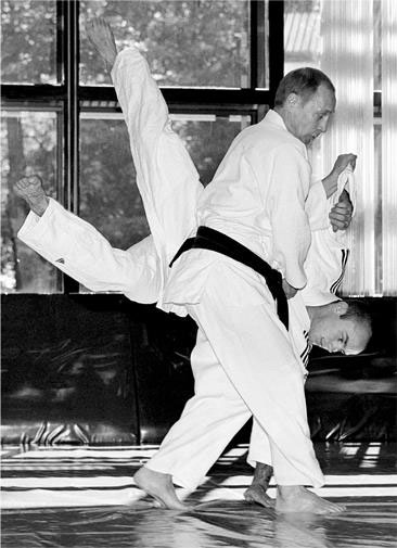 Иллюстрация к книге — Новая карта мира. Энергетические ресурсы, меняющийся климат и столкновение наций [i_022.jpg]