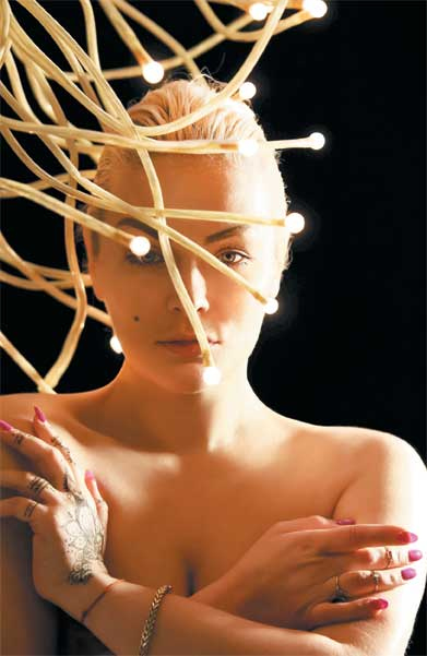 Иллюстрация к книге — Белая Волшебница [i_005.jpg]