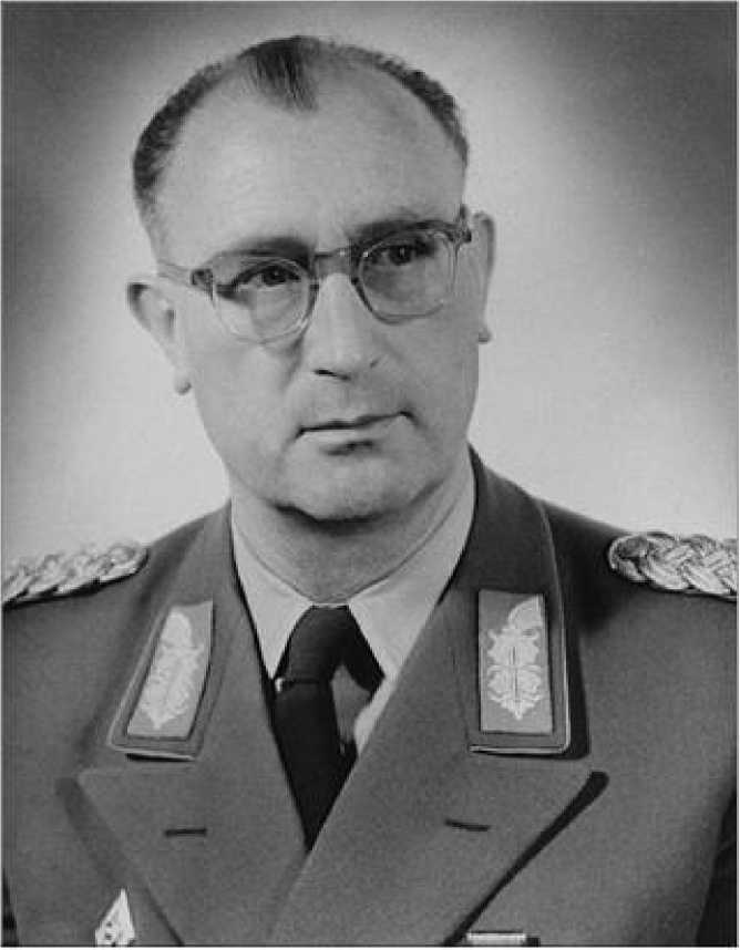 Иллюстрация к книге — Советская военная разведка накануне войны 1935—1938 гг. [i_013.jpg]