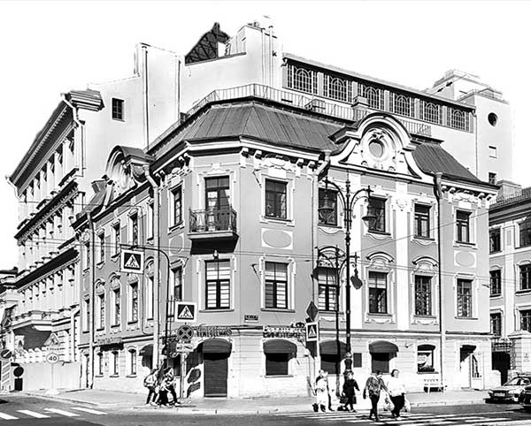 Иллюстрация к книге — Зазеркалье Петербурга. Путешествие в историю [i_095.jpg]