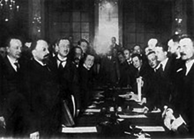 Иллюстрация к книге — Советско-польские переговоры 1918–1921 гг. и их влияние на решение белорусского вопроса [i_023.jpg]