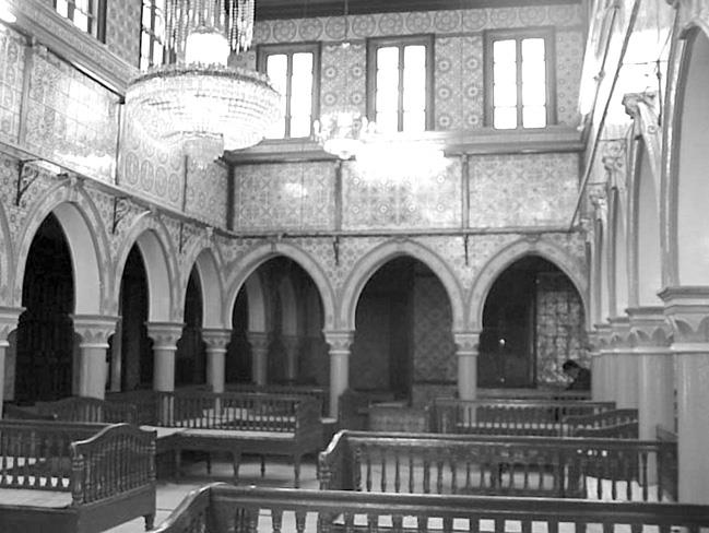 Иллюстрация к книге — Страны Магриба. Тунис. Независимое государство на руинах Карфагена [i_084.jpg]