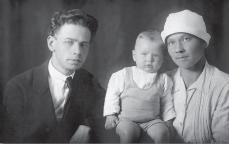 Иллюстрация к книге — Мой ГУЛАГ. Личная история. Книжная серия видеопроекта Музея истории ГУЛАГа [i_009.jpg]