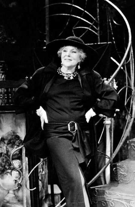 Иллюстрация к книге — Жизнь, похожая на сказку [image51.jpg]