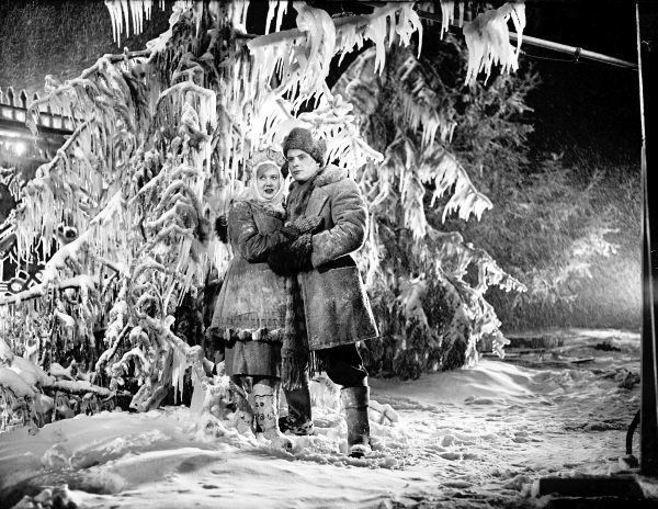 Иллюстрация к книге — Любовь Орлова: Годы счастья [image15.jpg]