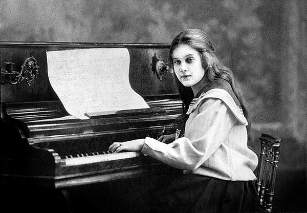 Иллюстрация к книге — Любовь Орлова: Годы счастья [image4.jpg]