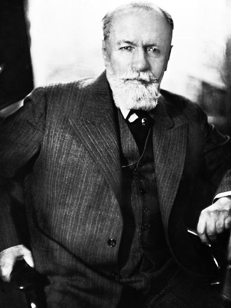 Иллюстрация к книге — Любовь Орлова: Годы счастья [image6.jpg]