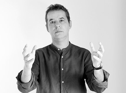 Иллюстрация к книге — 14 запрещенных приемов общения для манипуляций. Власть и магия слов [i_014.jpg]