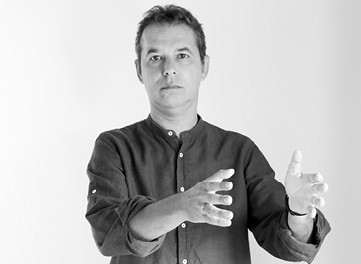 Иллюстрация к книге — 14 запрещенных приемов общения для манипуляций. Власть и магия слов [i_022.jpg]