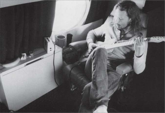 Иллюстрация к книге — So let it be written: подлинная биография вокалиста Metallica Джеймса Хэтфилда [i_009.jpg]