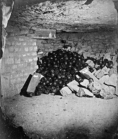 Иллюстрация к книге — Подземный мир. Нижние этажи цивилизации [i_014.jpg]