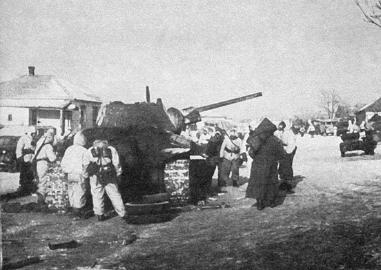 Иллюстрация к книге — Танки между Доном и Северским Донцом. Воспоминания командира танковой роты о зимних сражениях под Сталинградом. 1942–1943 [i_088.jpg]