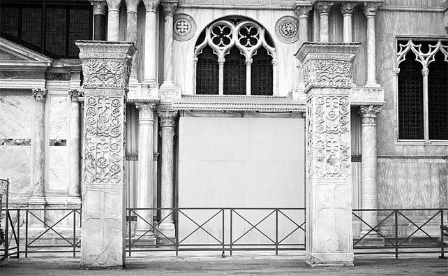 Иллюстрация к книге — Византийская кунсткамера. Неортодоксальные факты из жизни самой православной империи [i_031.jpg]