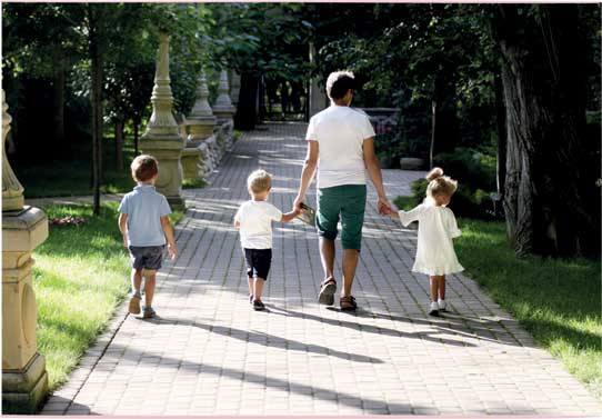 Иллюстрация к книге — Маму вперед! Счастье без стеснения [i_012.jpg]