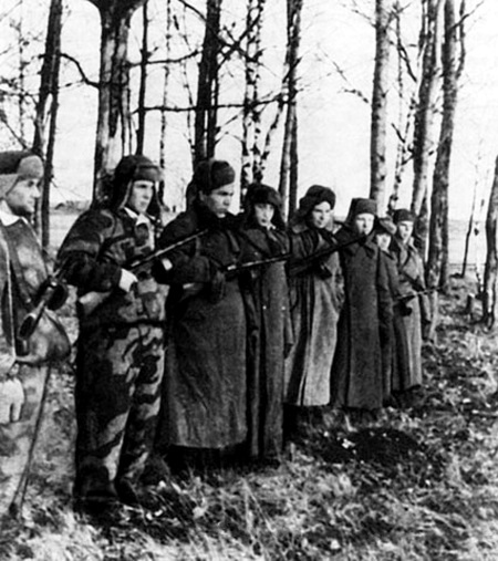 Иллюстрация к книге — Сопротивление на оккупированной советской территории (1941-1944 гг.) [i_022.jpg]