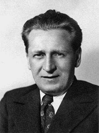 Иллюстрация к книге — Разведка. «Иван» наоборот: взаимодействие спецслужб Москвы и Лондона в 1942—1944 гг. [i_021.jpg]