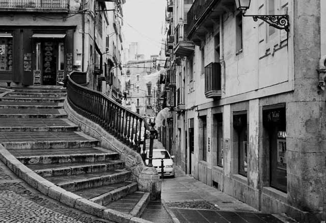 Иллюстрация к книге — Испания со вкусом солнца. Гаспачо для печального рыцаря [i_028.jpg]