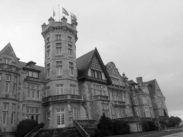 Иллюстрация к книге — Испания со вкусом солнца. Гаспачо для печального рыцаря [i_044.jpg]