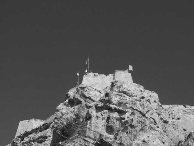 Иллюстрация к книге — Испания со вкусом солнца. Гаспачо для печального рыцаря [i_062.jpg]