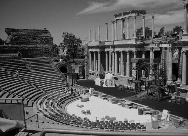 Иллюстрация к книге — Испания со вкусом солнца. Гаспачо для печального рыцаря [i_070.jpg]