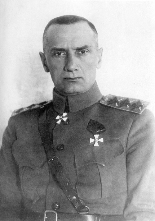 Иллюстрация к книге — Британская военная экспедиция в Сибирь. Воспоминания командира батальона «Несгибаемых», отправленного в поддержку Колчака. 1918—1919 [i_014.jpg]