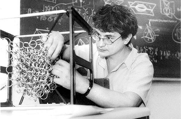 Иллюстрация к книге — Краткая теория времени [img_5.jpg]