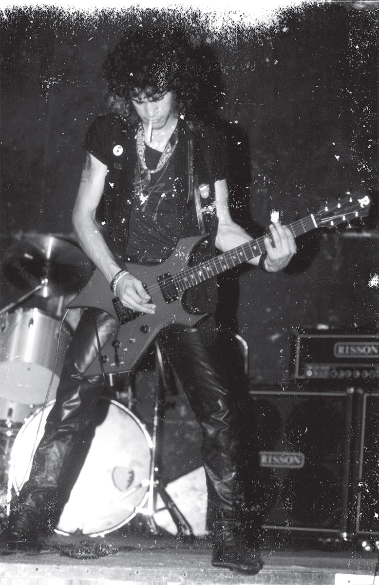 Иллюстрация к книге — Slash. Демоны рок-н-ролла в моей голове [i_014.jpg]
