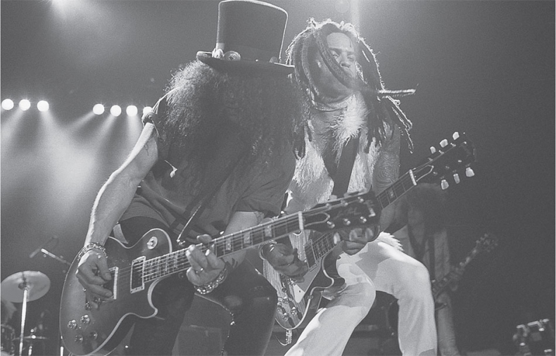 Иллюстрация к книге — Slash. Демоны рок-н-ролла в моей голове [i_031.jpg]