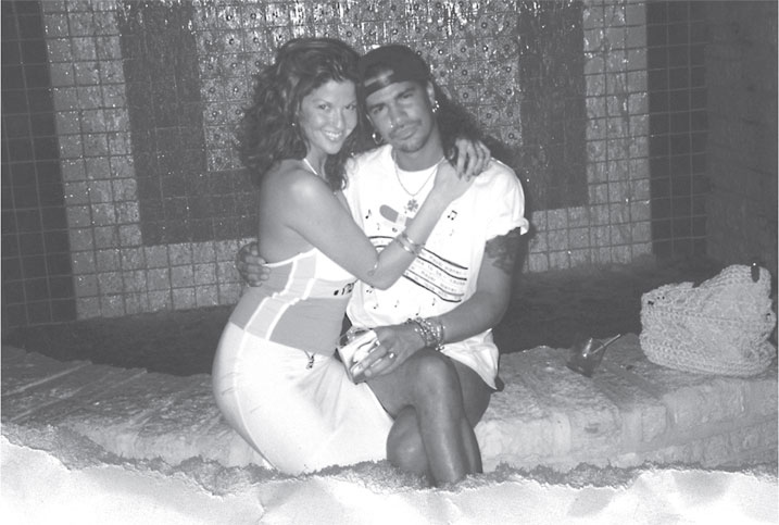 Иллюстрация к книге — Slash. Демоны рок-н-ролла в моей голове [i_037.jpg]