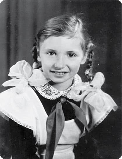 Иллюстрация к книге — Редкая птица [i_020.jpg]