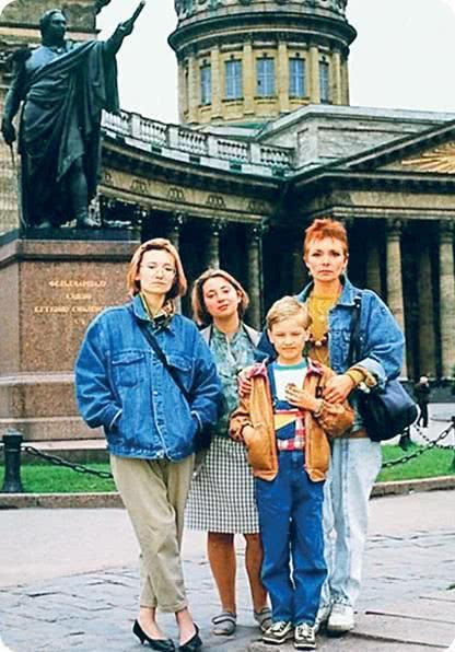 Иллюстрация к книге — Редкая птица [i_027.jpg]