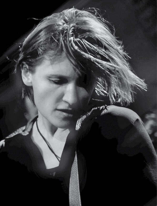 Иллюстрация к книге — Редкая птица [i_038.jpg]