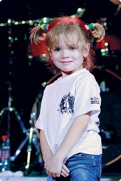 Иллюстрация к книге — Редкая птица [i_143.jpg]