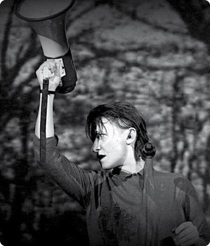 Иллюстрация к книге — Редкая птица [i_151.jpg]