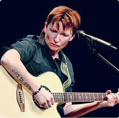 Иллюстрация к книге — Редкая птица [i_169.jpg]