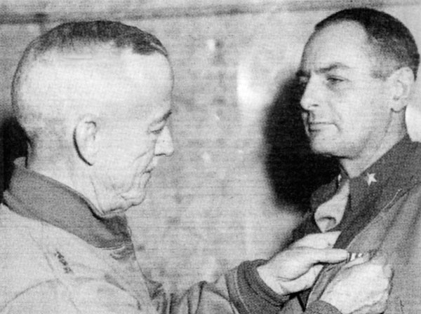 Иллюстрация к книге — Арденнская операция. Последняя авантюра Гитлера [i_053.jpg]