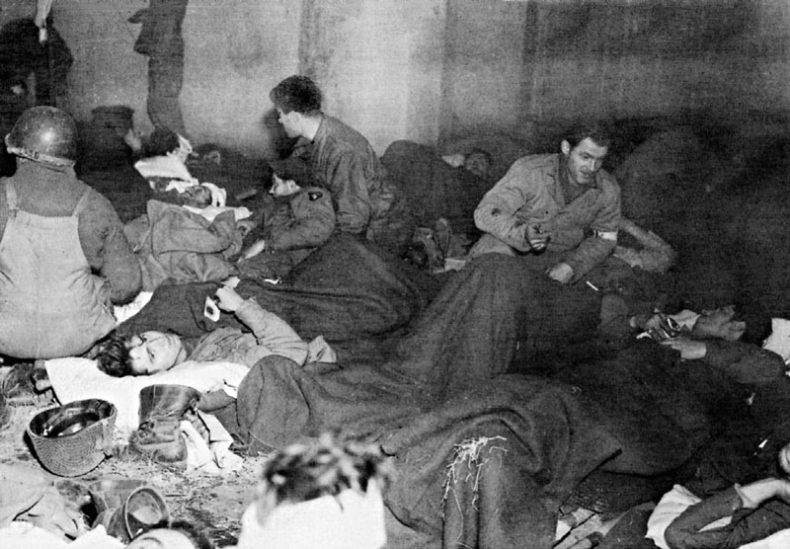 Иллюстрация к книге — Арденнская операция. Последняя авантюра Гитлера [i_061.jpg]