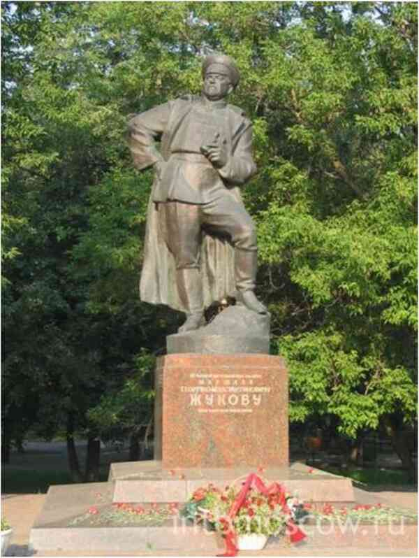 Иллюстрация к книге — Москва ельцинская. Хроники президентского правления [i_181.jpg]