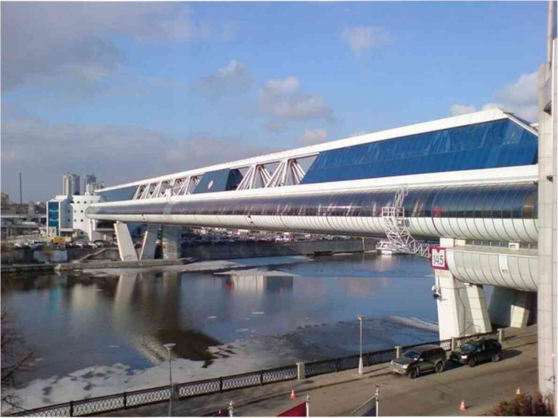 Иллюстрация к книге — Москва ельцинская. Хроники президентского правления [i_193.jpg]