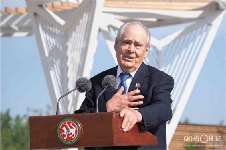 Иллюстрация к книге — Москва ельцинская. Хроники президентского правления [i_219.jpg]