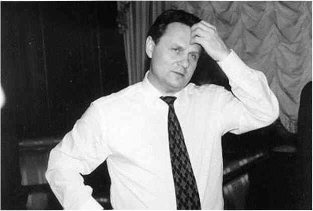 Иллюстрация к книге — Москва ельцинская. Хроники президентского правления [i_236.jpg]