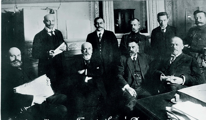 Иллюстрация к книге — Ленин в поезде [i_008.jpg]