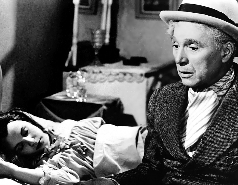 Иллюстрация к книге — Огни рампы. Мир «Огней рампы» [i_013.jpg]