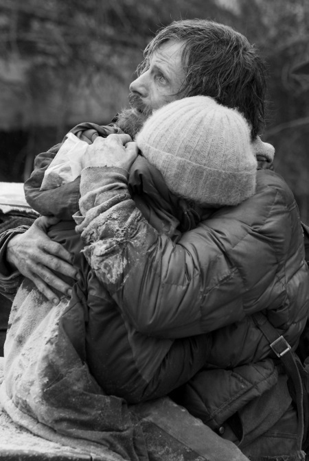 Иллюстрация к книге — Шарлиз Терон. Безумный монстр Голливуда [i_032.jpg]