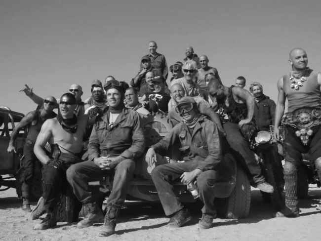 Иллюстрация к книге — Шарлиз Терон. Безумный монстр Голливуда [i_037.jpg]