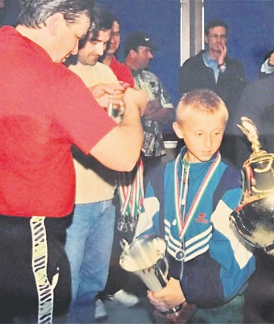 Иллюстрация к книге — Лука Модрич. Автобиография [i_010.jpg]