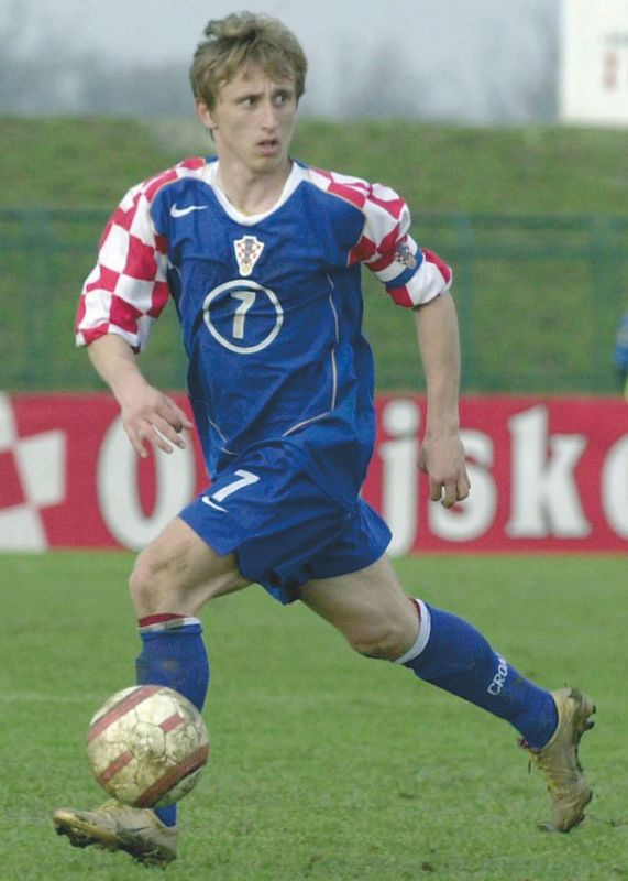 Иллюстрация к книге — Лука Модрич. Автобиография [i_017.jpg]